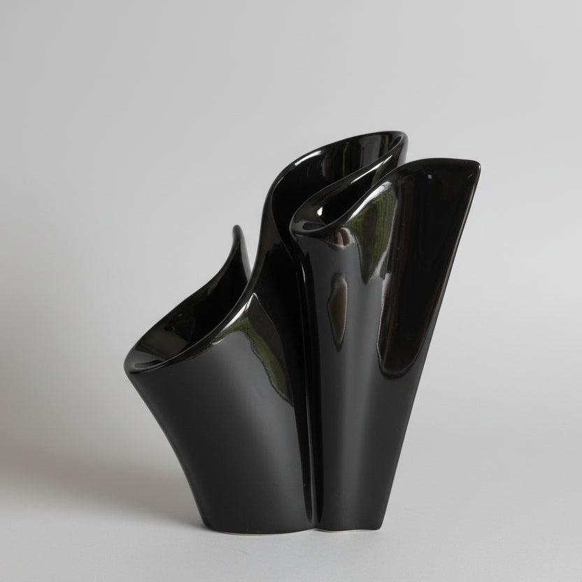 Splendid Elegance Ceramic Vase – Vintage Decorative Ornament Sofa By Design