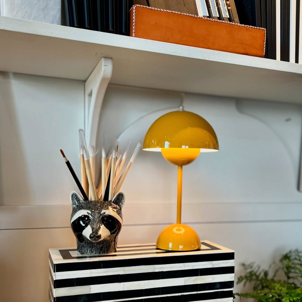 Yellow Flowerpot Portable LED rechargeable Table Lamp – Vintage Touch Lamp